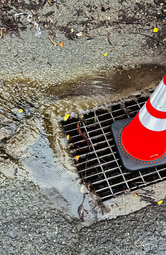 https://blockeddrainsduncraig.com.au/uploads/2025/07/stormwater-drains-60987.jpg